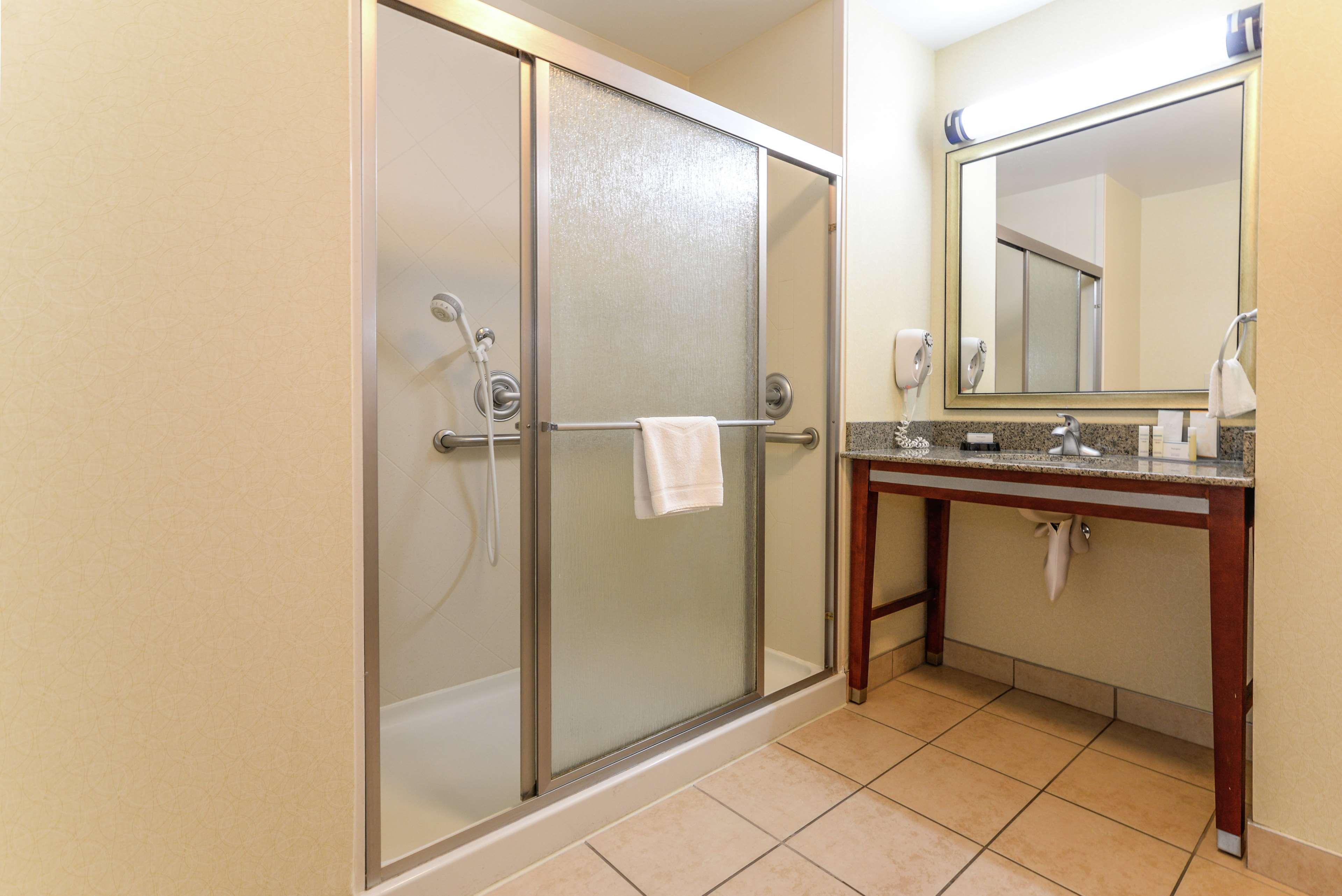 Hampton Inn&Suites Detroit/Chesterfield Exterior foto